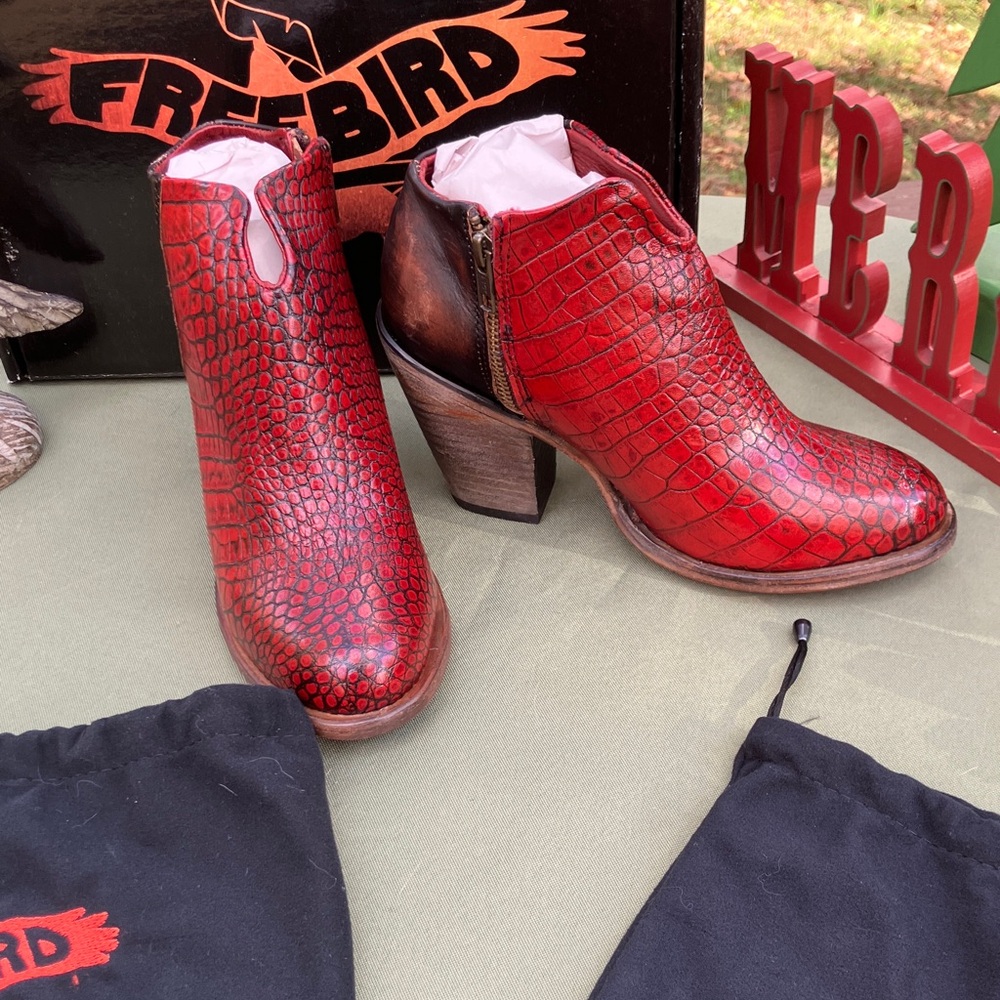 Freebird Red Textured Ankle Boots